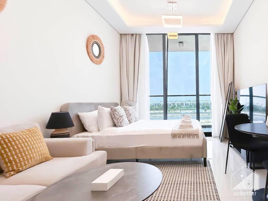 Apartament Luxurious Studio & Balcony At Samana Golf Avenue Dubaj Zewnętrze zdjęcie